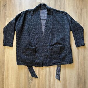 Nike Yoga Therma Fit Black And White Reversible Wrap Kimono Robe Size L Athletic